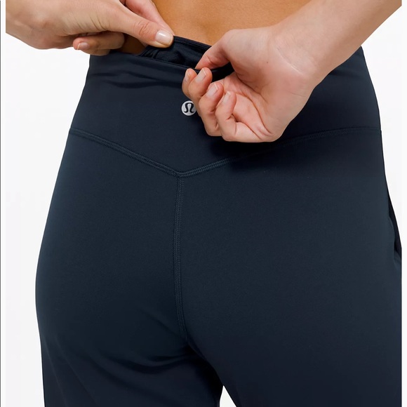 Lululemon Align High Rise Cropped Joggers - Picture 5 of 13